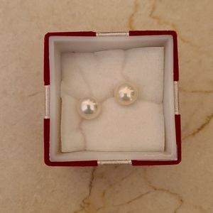 NEW Pearl Earings